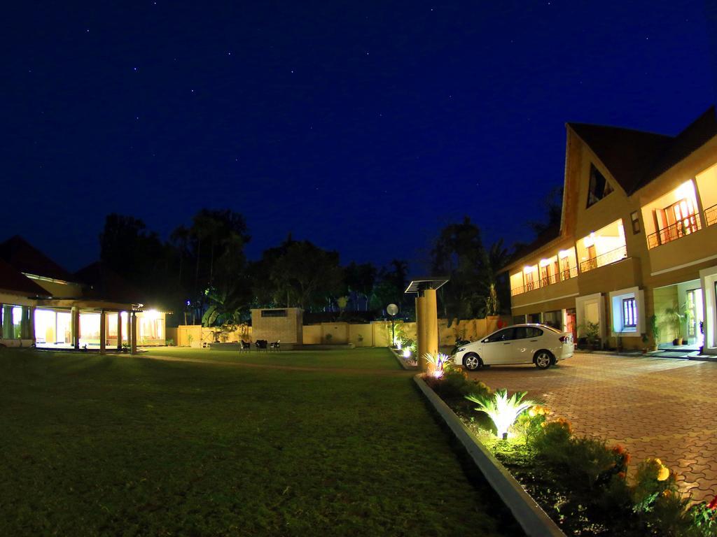 The Reserve Gorumara Латагури Екстериор снимка